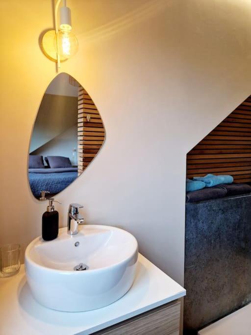 La Cachette De Simone Villa Spa Bagian luar foto